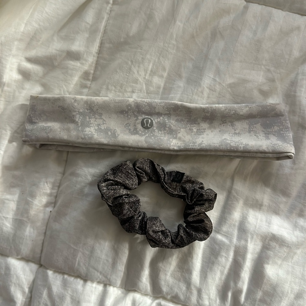 lululemon headband and scrunchie